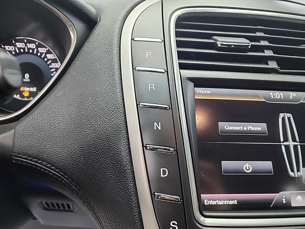 Lincoln MKX — photo 08