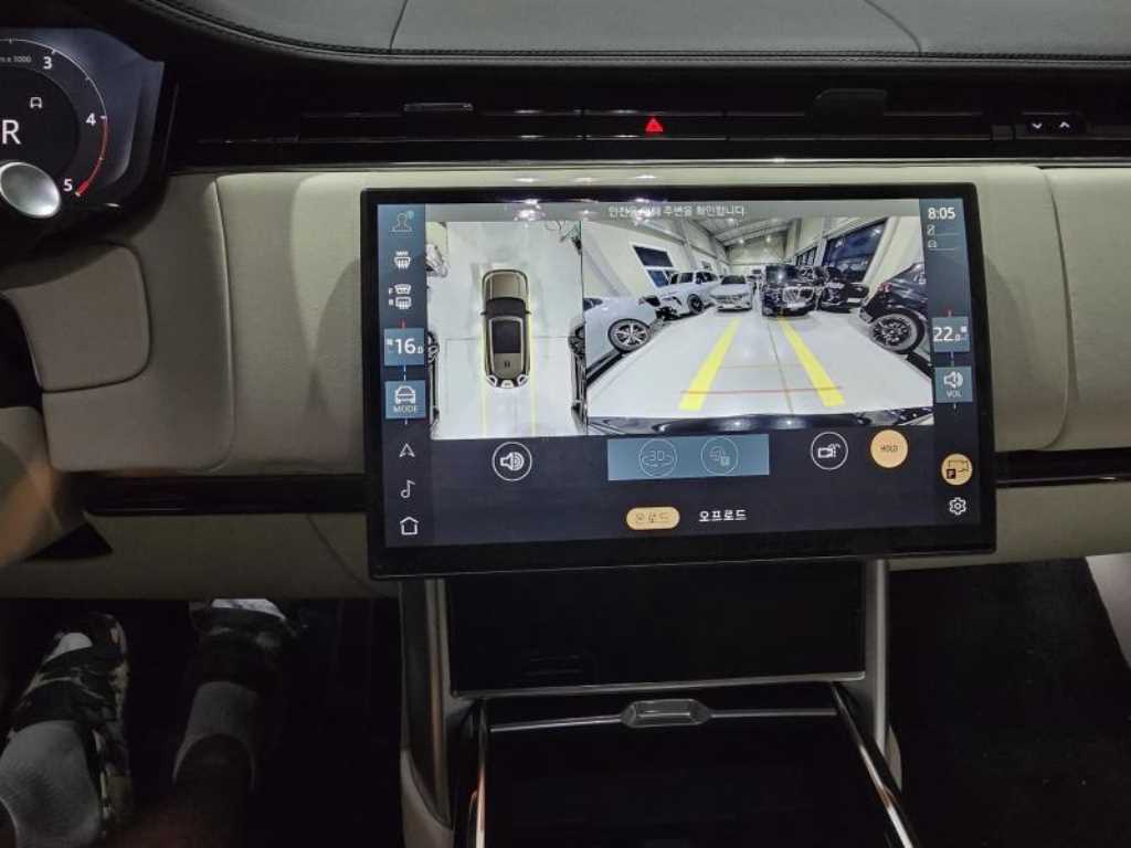 Land Rover Range Rover — photo 11