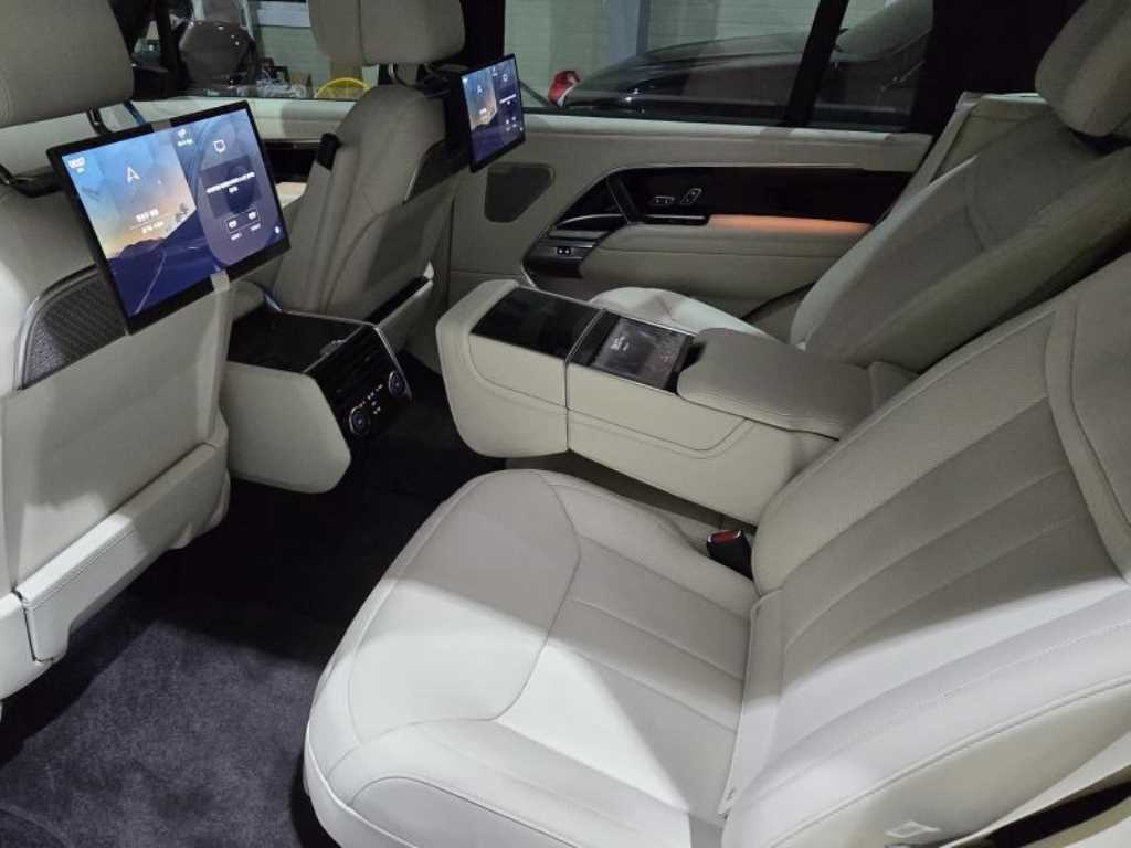 Land Rover Range Rover — photo 12