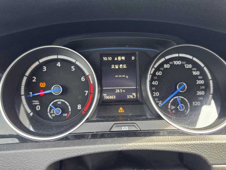 Volkswagen Golf — photo 07