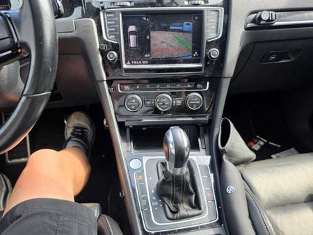 Volkswagen Golf — photo 11