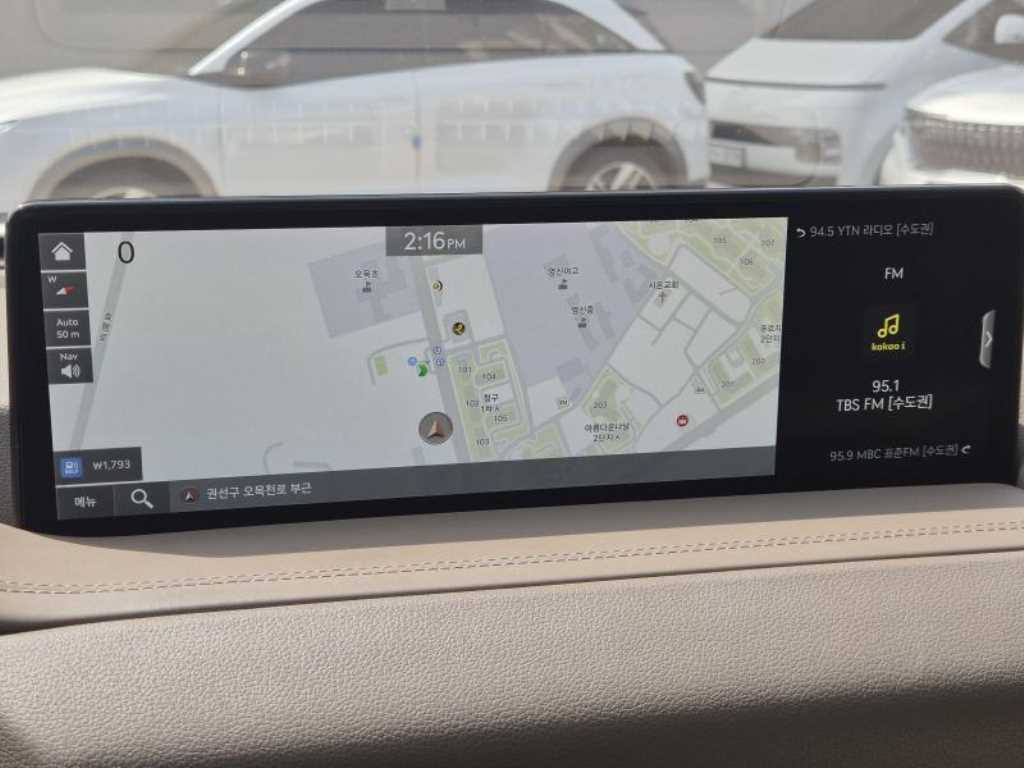 Genesis GV80 — photo 10