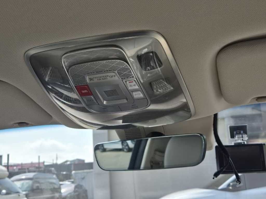 Genesis GV80 — photo 15