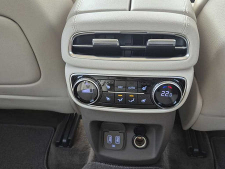 Genesis GV80 — photo 17