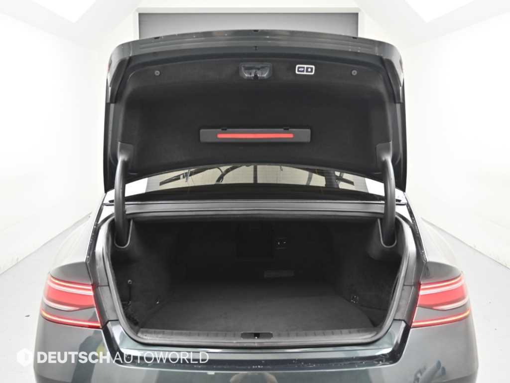 Genesis G90 — photo 19