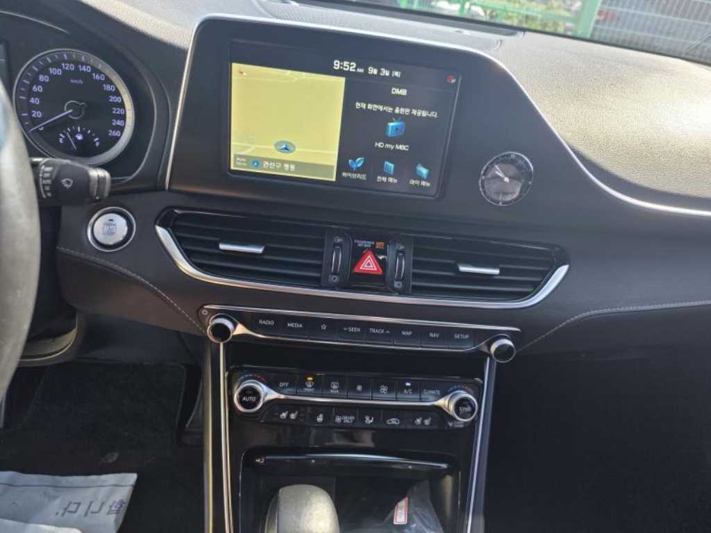 Hyundai Grandeur — photo 14
