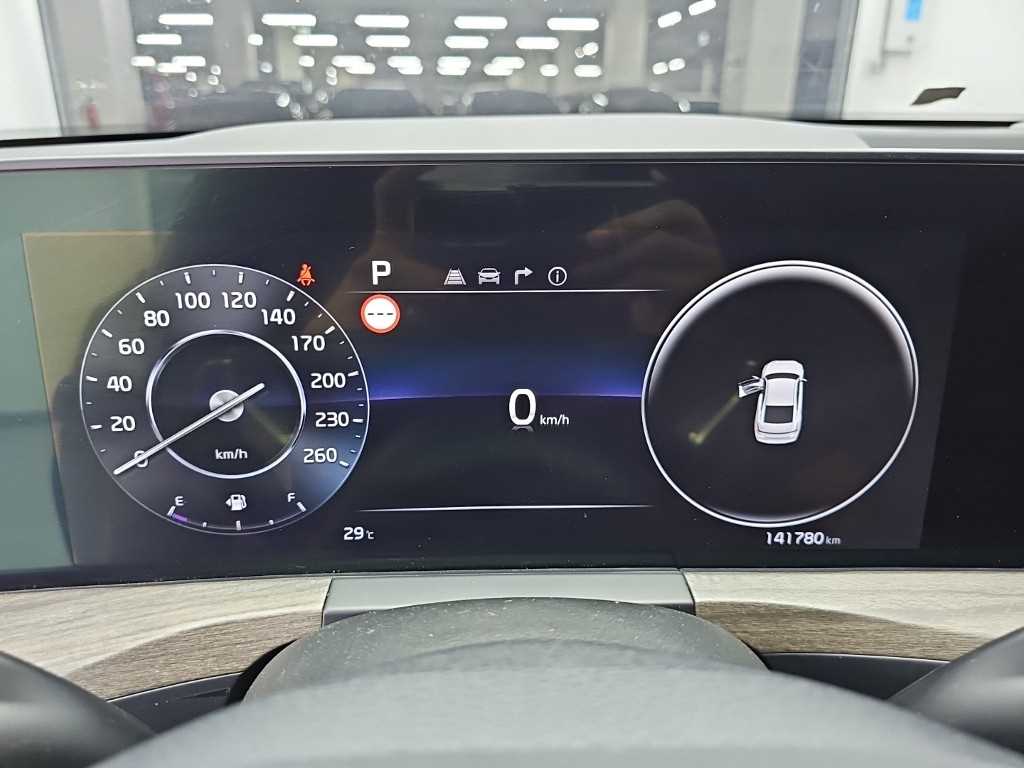 Kia K8 — photo 06