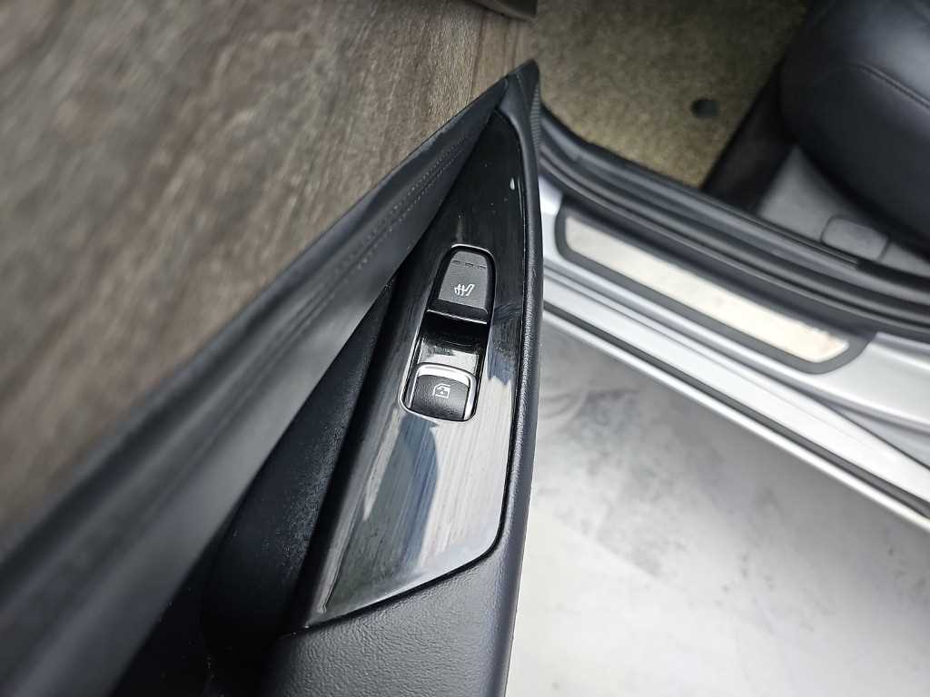 Kia K8 — photo 13