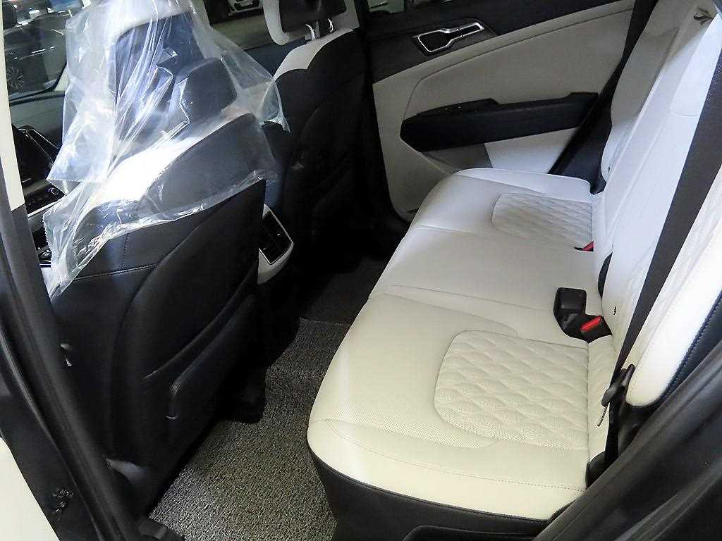 Kia Sportage — photo 07