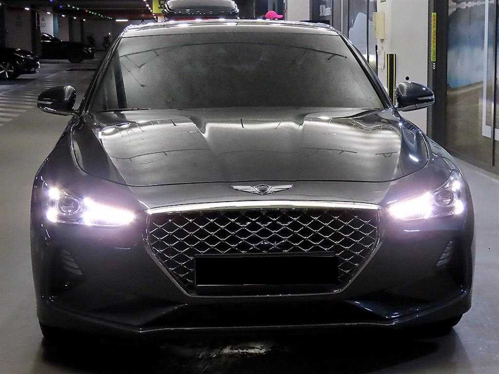 Genesis G70 — photo 02
