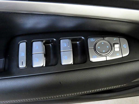 Genesis G70 — photo 13