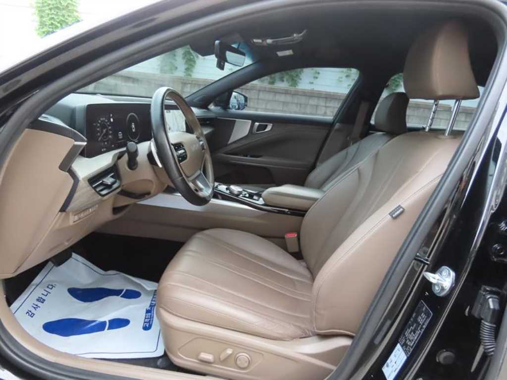 Kia K8 — photo 05