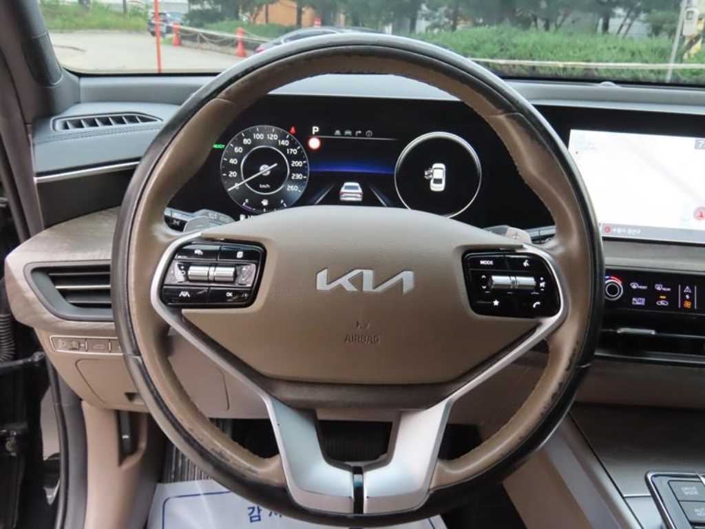 Kia K8 — photo 10