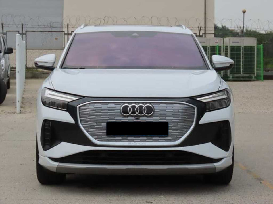 Audi Q4 e-tron — photo 02