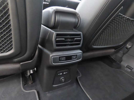 Audi Q4 e-tron — photo 10