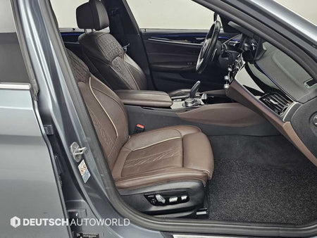 BMW 5-Series — photo 10
