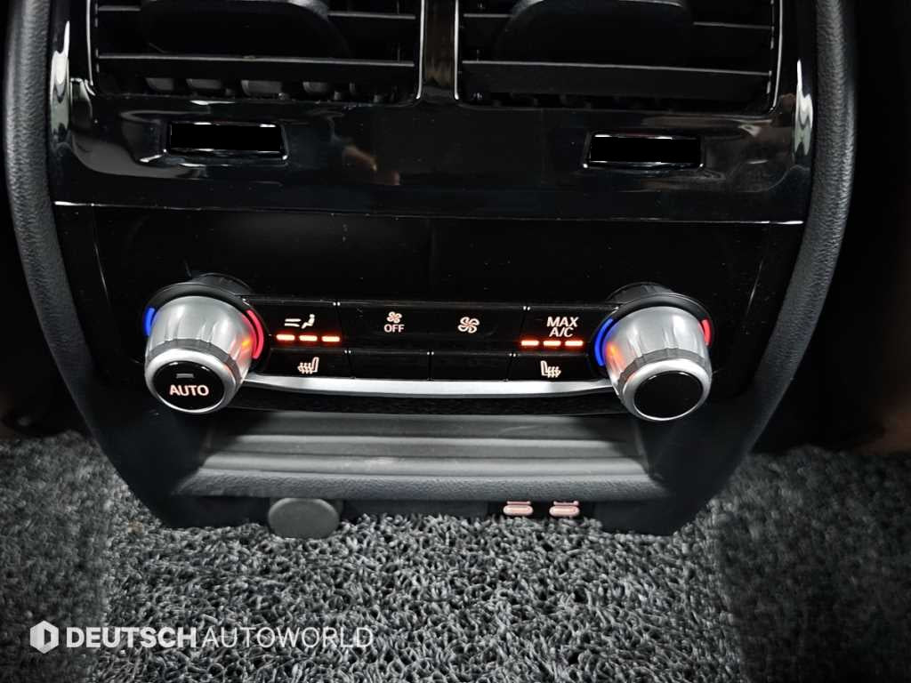 BMW 5-Series — photo 16