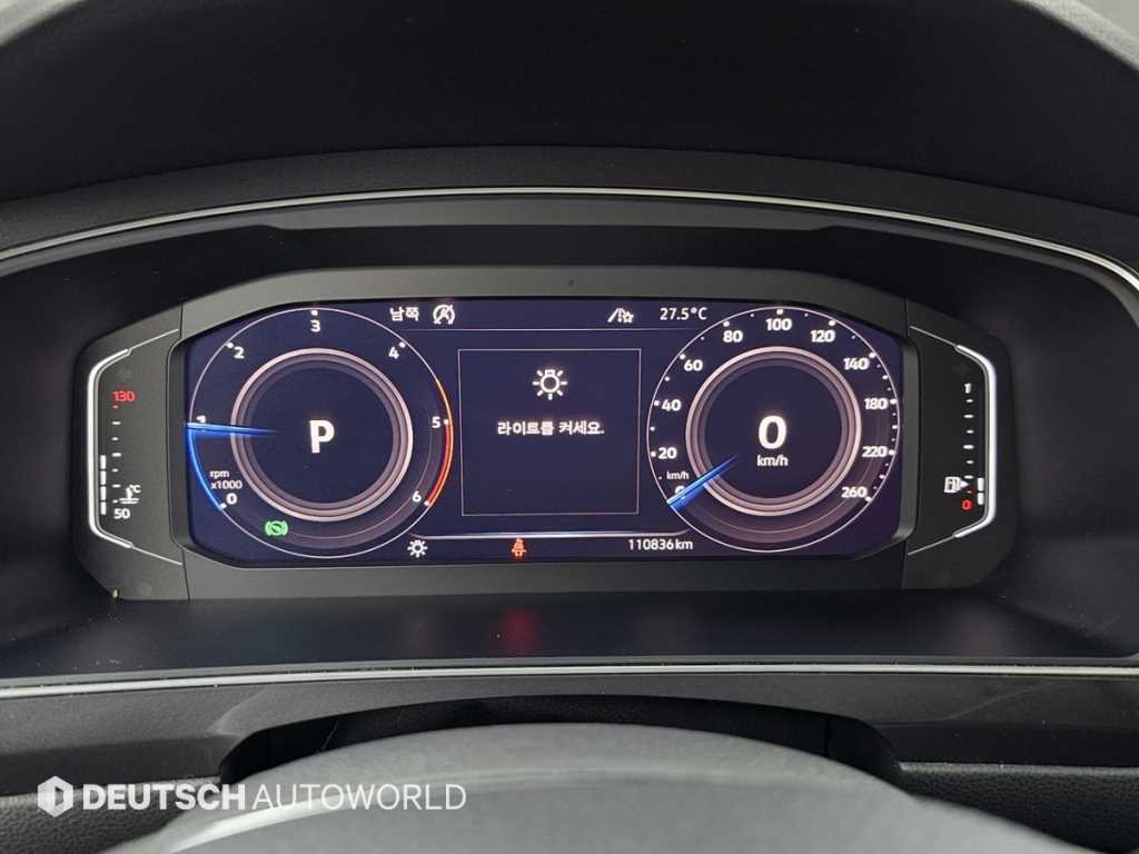 Volkswagen Tiguan — photo 08