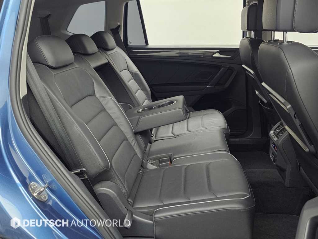 Volkswagen Tiguan — photo 12