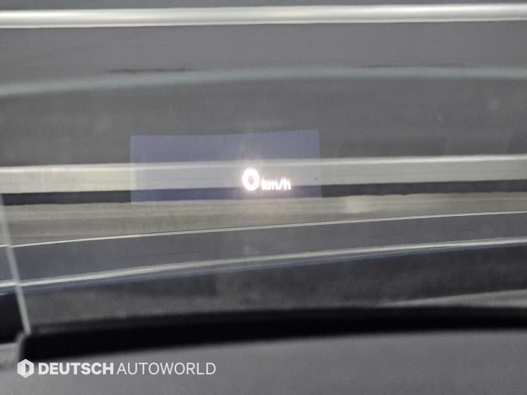 Volkswagen Tiguan — photo 17