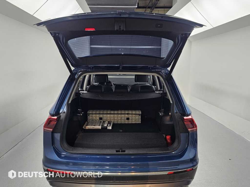 Volkswagen Tiguan — photo 19