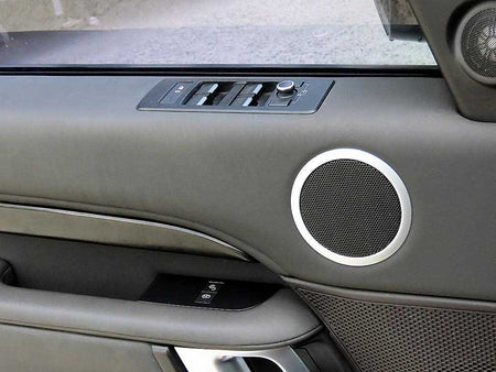Land Rover Discovery — photo 11