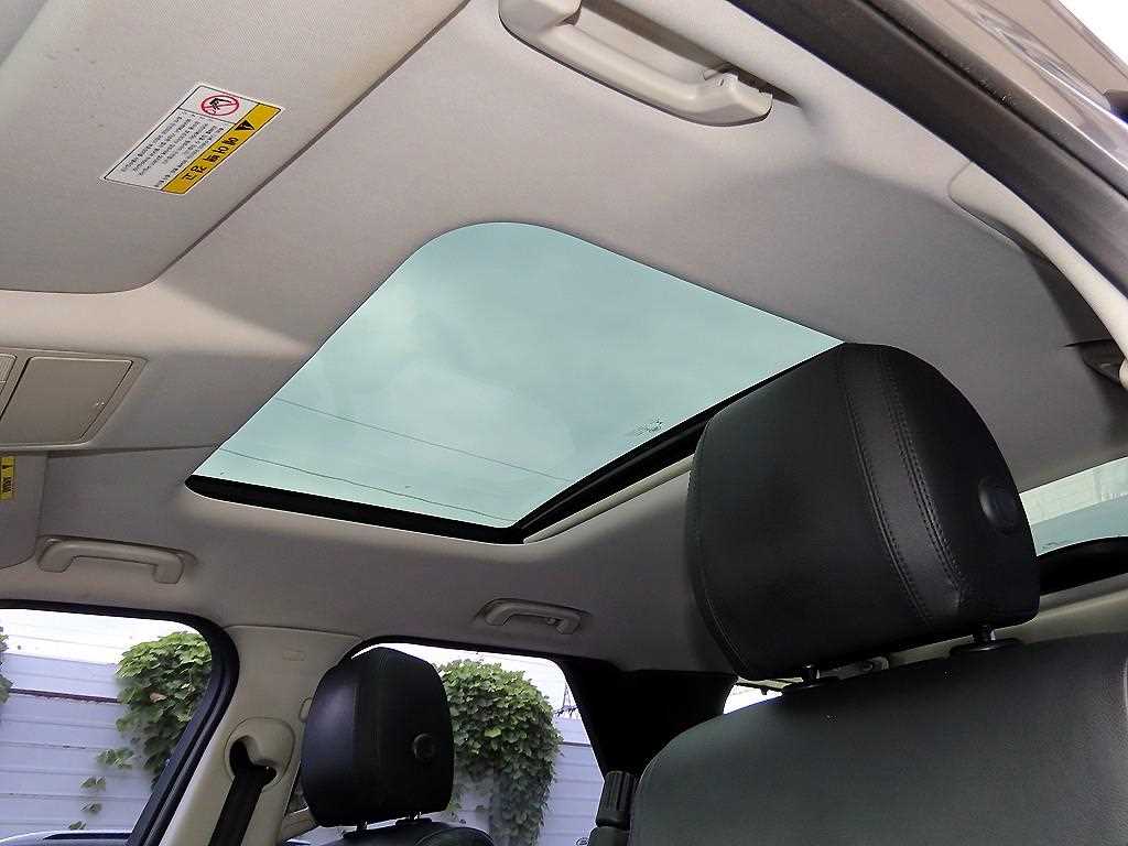 Land Rover Discovery — photo 16