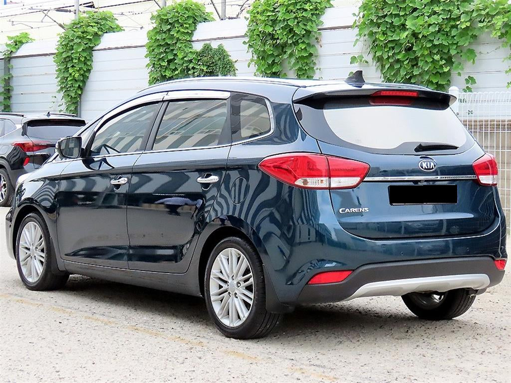 Kia Carens — photo 03