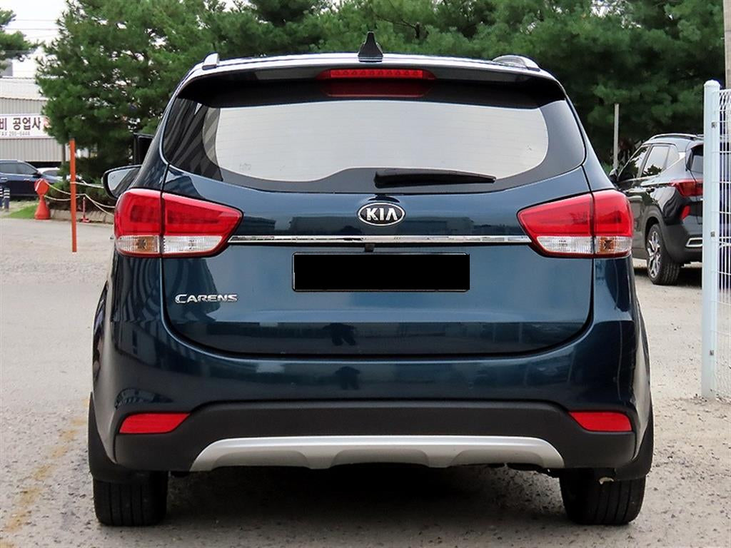 Kia Carens — photo 04