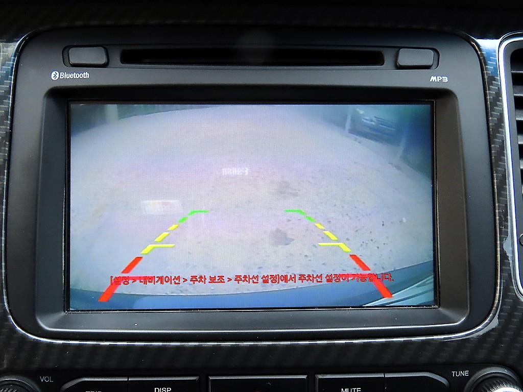 Kia Carens — photo 15