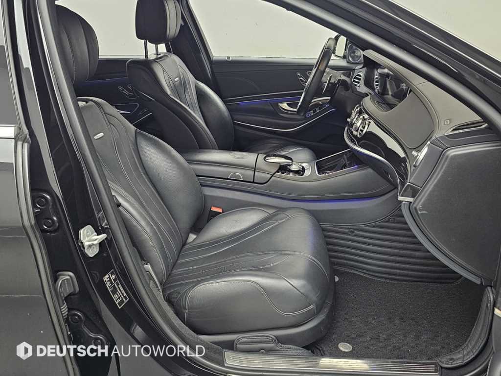 Mercedes-Benz S-Class — photo 10