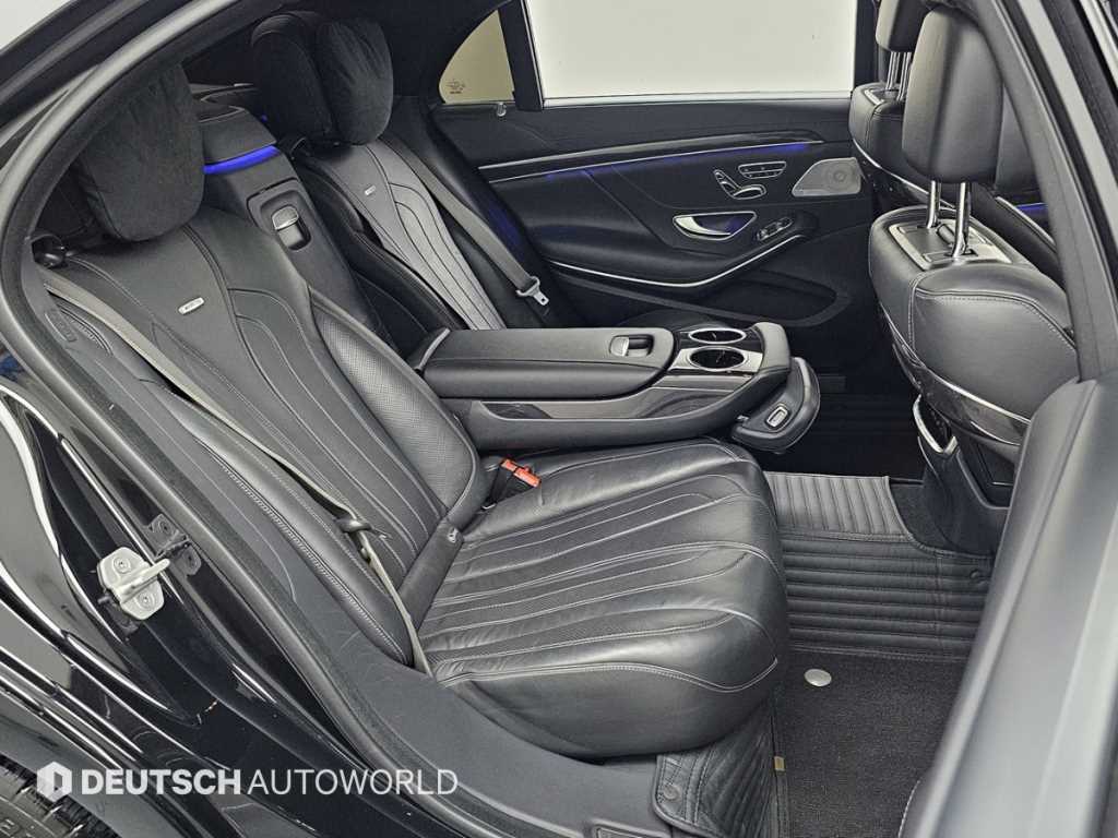 Mercedes-Benz S-Class — photo 12