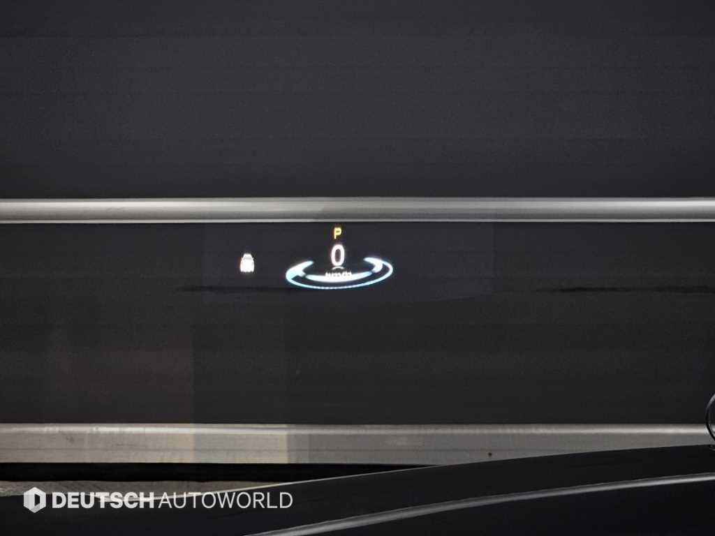Mercedes-Benz S-Class — photo 17