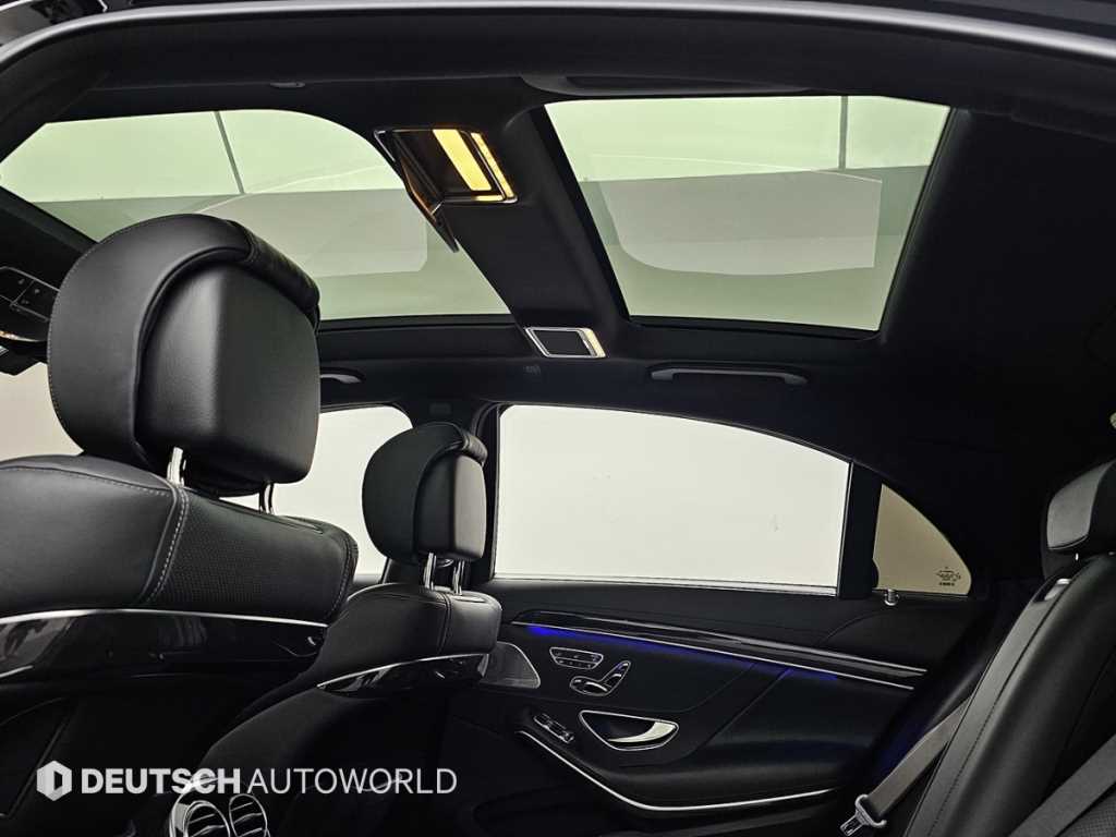 Mercedes-Benz S-Class — photo 18