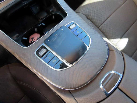 Mercedes-Benz E-Class — photo 12