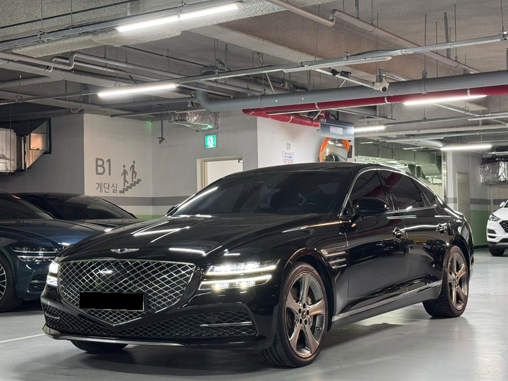 Genesis G80 — photo 01