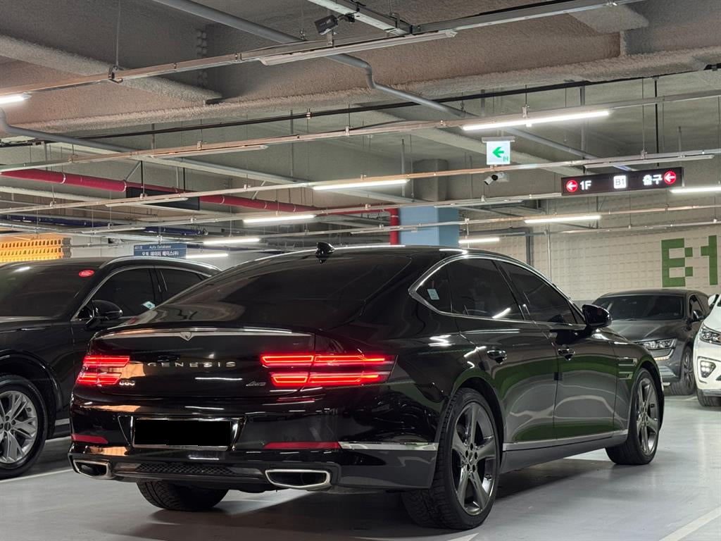 Genesis G80 — photo 03