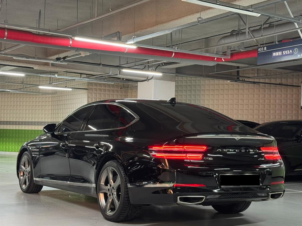Genesis G80 — photo 04