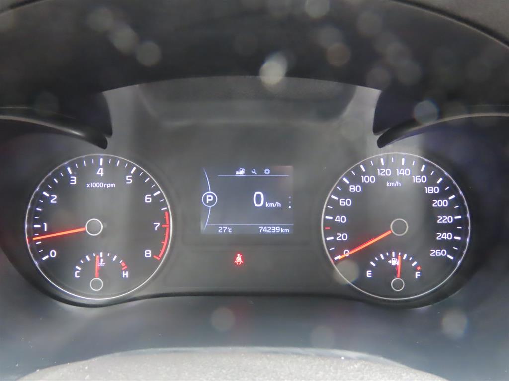 Kia K5 — photo 08