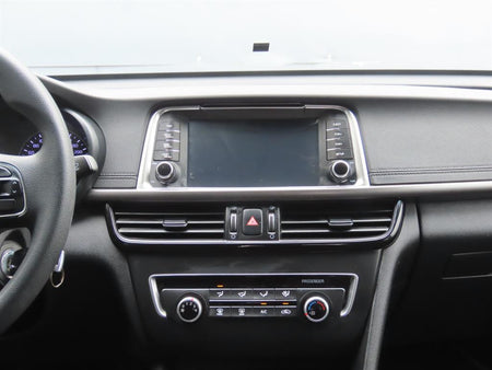 Kia K5 — photo 11