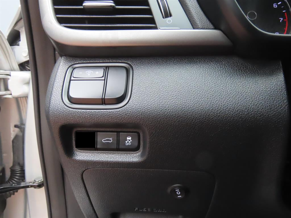 Kia K5 — photo 14
