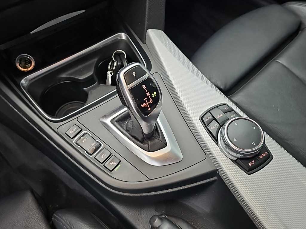 BMW 4-Series — photo 08