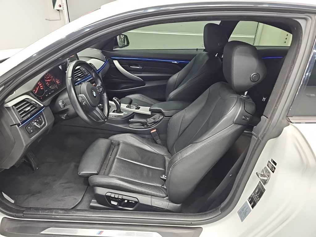 BMW 4-Series — photo 11