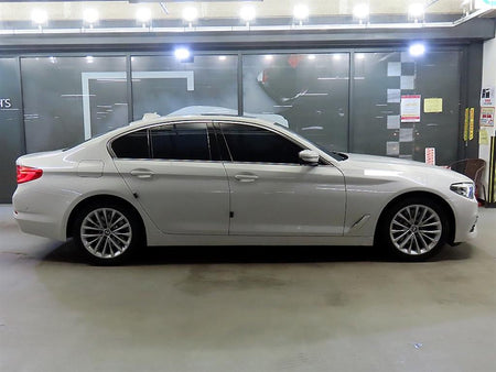BMW 5-Series — photo 03
