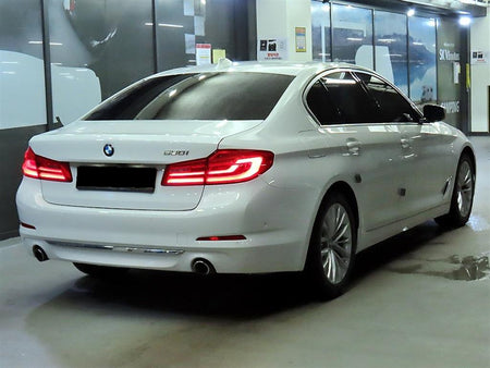 BMW 5-Series — photo 04