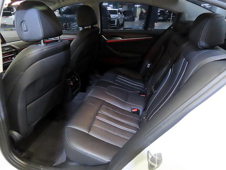 BMW 5-Series — photo 07