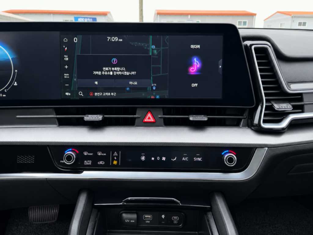 Kia Sportage — photo 12