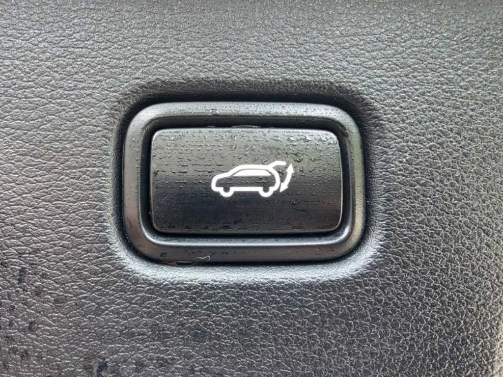 Kia Sportage — photo 17