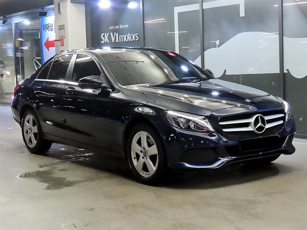 Mercedes-Benz C-Class — photo 01