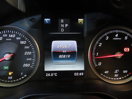 Mercedes-Benz C-Class — photo 09